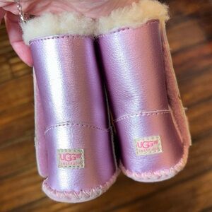 Ugg Australia Pink Metallic Boot Baby Newborn Size 0 - 6 Months Size 0/1 NIB New